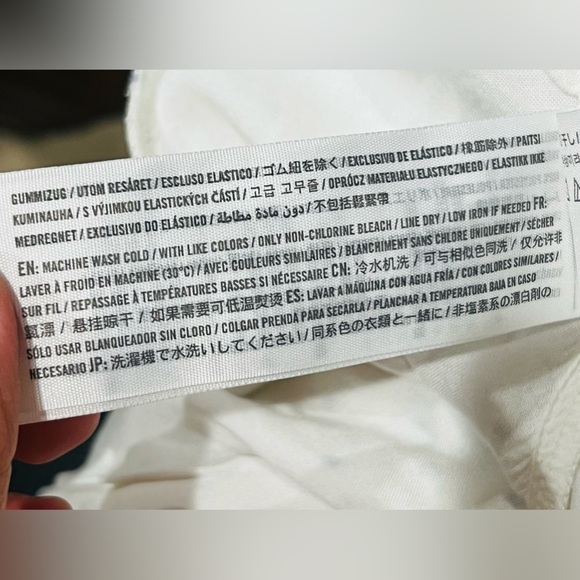 Abercrombie & Fitch Floral Midi Slit Dress
Size small - Picture 16 of 16